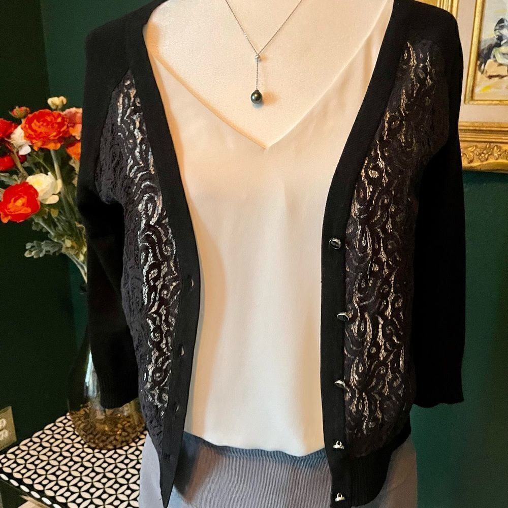 No brand lace cardigan, Size XS - Picture 3 of 4